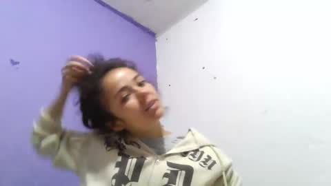 Snapshot of mal_norma chatting on December 29, 5:01 pm Mal Norma online show from December 29, 5:01 pm