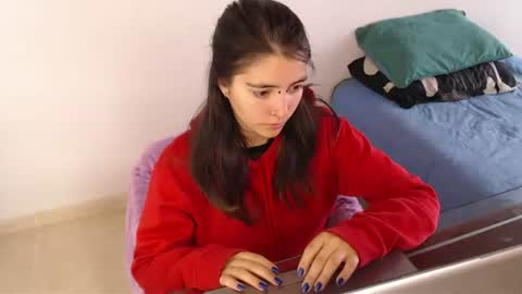 Snapshot of mala_kindle chatting on June 25, 3:05 pm Call me Mala independent model online show from June 25, 3:05 pm