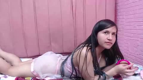 maldyhot303av online show from February 15, 7:51 am