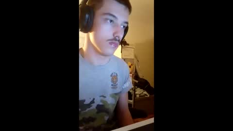 male20y online show from May 3, 11:44 pm