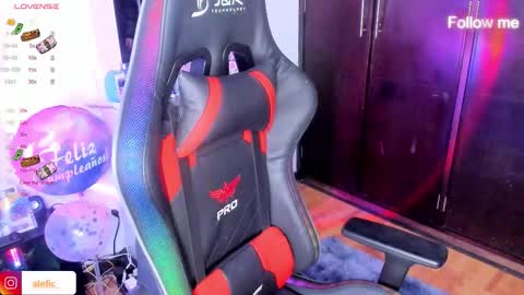 Snapshot of malefic_soul chatting on November 11, 2:44 am MALEFIC online show from November 11, 2:44 am