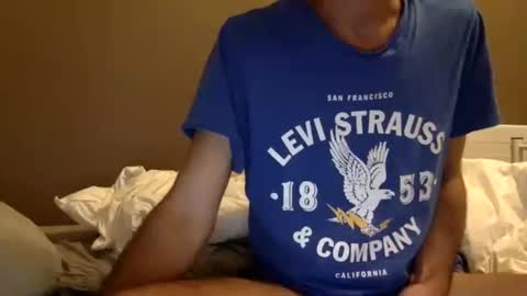 malefrench1 online show from October 25, 5:37 am