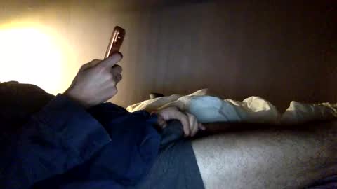 malefrench1 online show from January 17, 3:33 am