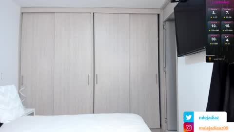 Snapshot of malejadiaz_ chatting on February 3, 10:32 pm Maleja Diaz online show from February 3, 10:32 pm