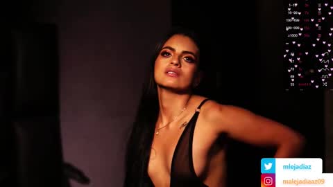 Snapshot of malejadiaz_ chatting on September 13, 4:29 pm Maleja Diaz online show from September 13, 4:29 pm