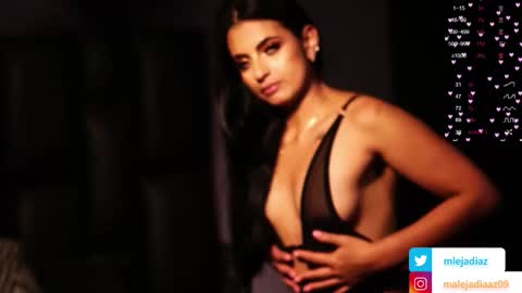 Snapshot of malejadiaz_ chatting on October 19, 12:06 pm Maleja Diaz online show from October 19, 12:06 pm