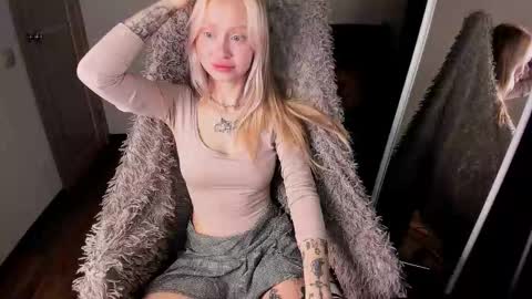 Malena online show from November 12, 10:37 am