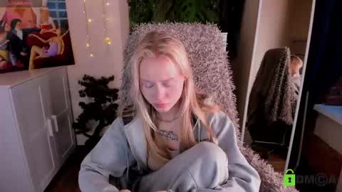 Malena online show from December 5, 10:35 am