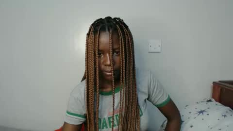 Snapshot of malia_latifa chatting on October 29, 1:57 pm lati online show from October 29, 1:57 pm