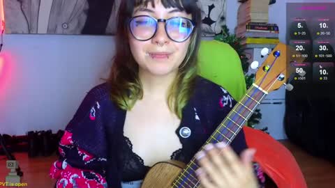 Snapshot of malicia_witch_ chatting on January 10, 5:05 am Mar  Alicia     Rosie  v A L I C I A W I T C -  Meg Cherie online show from January 10, 5:05 am