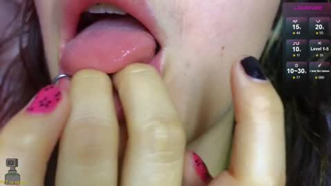 Snapshot of malicia_witch_ chatting on January 16, 2:30 am Mar  Alicia     Rosie  v A L I C I A W I T C -  Meg Cherie online show from January 16, 2:30 am