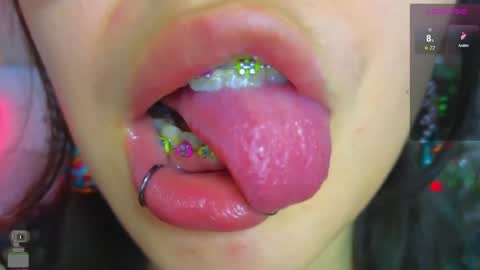 Snapshot of malicia_witch_ chatting on February 7, 2:40 am Mar  Alicia     Rosie  v A L I C I A W I T C -  Meg Cherie online show from February 7, 2:40 am