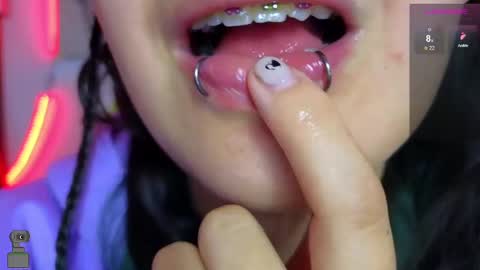 Snapshot of malicia_witch_ chatting on February 14, 3:43 am Mar  Alicia     Rosie  v A L I C I A W I T C -  Meg Cherie online show from February 14, 3:43 am