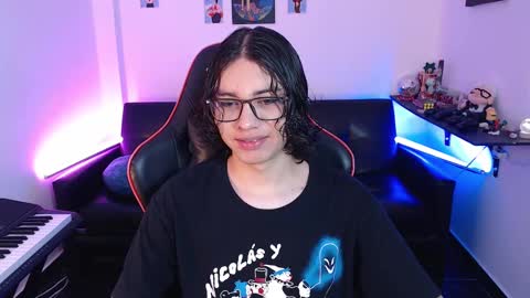 Malik  online show from February 25, 2:22 pm
