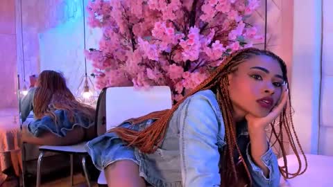 Malika soleil  online show from March 9, 6:06 am