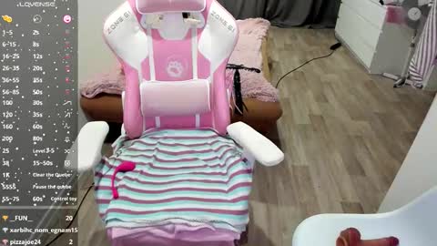Snapshot of malina_lovely chatting on September 22, 9:06 pm malina_lovely online show from September 22, 9:06 pm