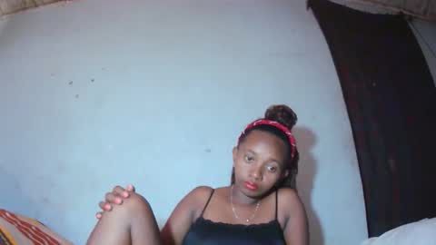 malinah01 online show from September 17, 10:17 am