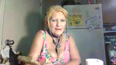 malinda702 online show from December 5, 2:53 am