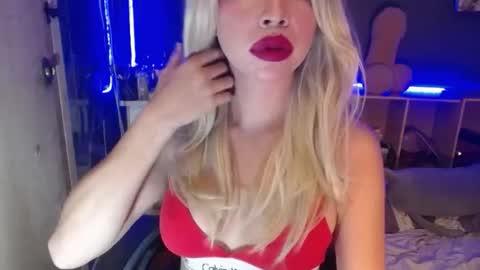 Snapshot of malingera69 chatting on June 20, 4:15 am PANDORA 3 online show from June 20, 4:15 am