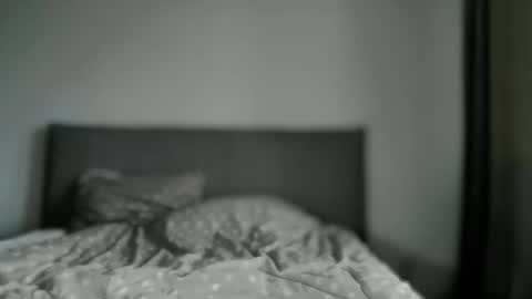 Snapshot of malinka_sweet19 chatting on November 21, 7:40 am malinka_sweet19 online show from November 21, 7:40 am