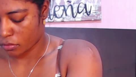 Snapshot of malorybrown chatting on April 13, 2:22 pm malorybrown online show from April 13, 2:22 pm