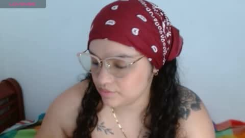 Snapshot of malorymorgantt chatting on March 6, 4:47 pm MI INSTAGRAM soy glory01 online show from March 6, 4:47 pm