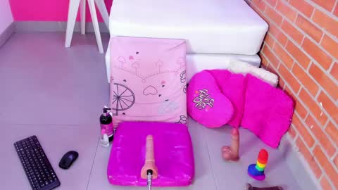 Snapshot of malu_hot69 chatting on June 2, 4:53 pm Malu online show from June 2, 4:53 pm