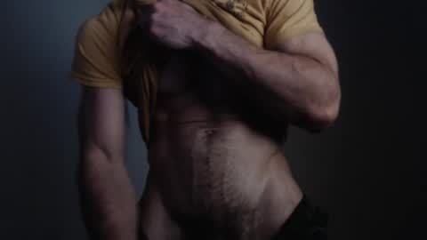 Snapshot of maluma4you chatting on November 1, 12:34 am maluma4you online show from November 1, 12:34 am