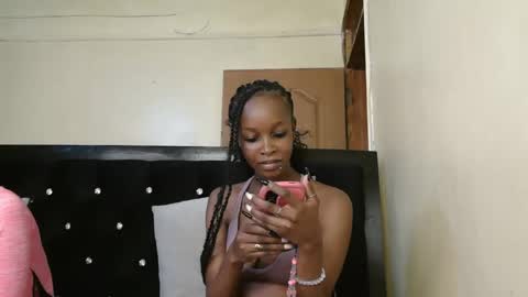 mamaa online show from September 10, 7:41 am