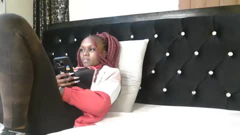 mamaa online show from September 14, 5:01 pm