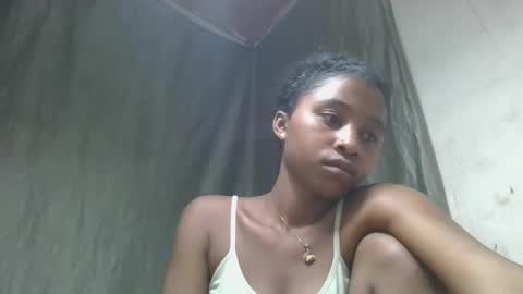 mamieriela online show from April 12, 10:37 pm