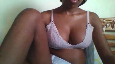 Snapshot of mammaplay chatting on November 21, 6:12 am mammaplay online show from November 21, 6:12 am