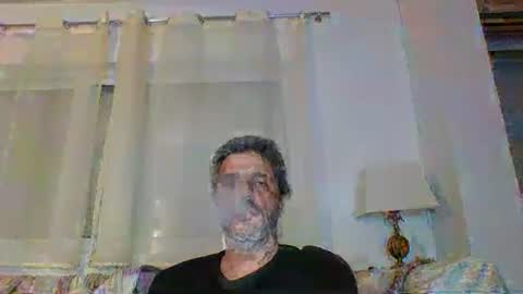 Snapshot of man211172 chatting on February 26, 8:22 pm man211172 online show from February 26, 8:22 pm