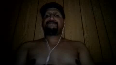 Snapshot of man_new chatting on November 26, 10:49 am Man new online show from November 26, 10:49 am