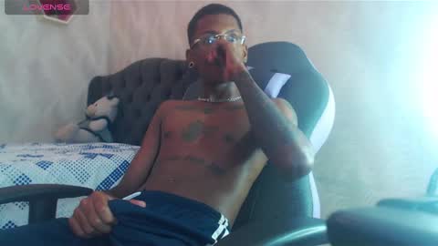 man_san11 online show from December 24, 7:22 pm