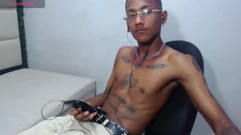 man_san11 online show from January 7, 3:23 pm