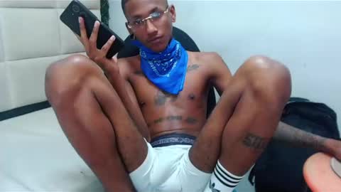 man_san11 online show from February 20, 3:30 pm