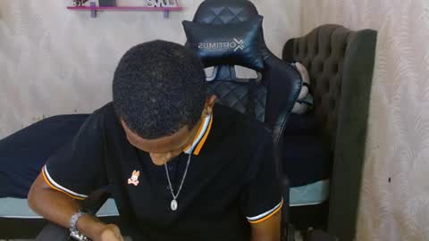 man_san11 online show from October 13, 7:25 pm