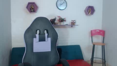 man_san11 online show from December 20, 4:25 pm