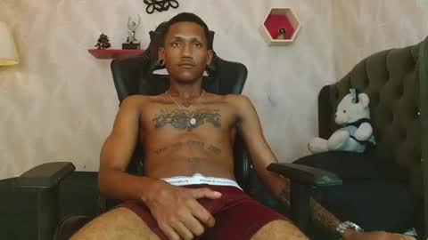 Snapshot of man_sant11 chatting on September 29, 5:07 pm man_sant11 online show from September 29, 5:07 pm