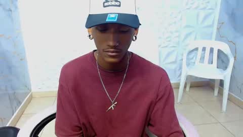 Snapshot of man_sant11 chatting on May 20, 3:40 pm man_sant11 online show from May 20, 3:40 pm