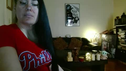 Snapshot of mandaloriangirlsfight chatting on March 2, 6:26 pm mandaloriangirlsfight online show from March 2, 6:26 pm