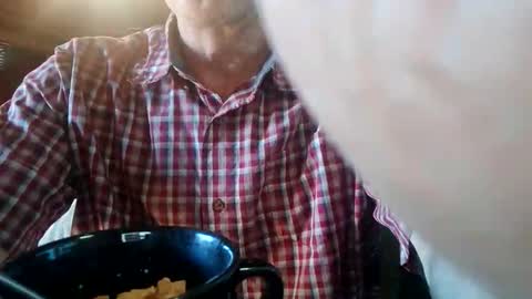 mandnforever100 online show from February 1, 3:43 pm