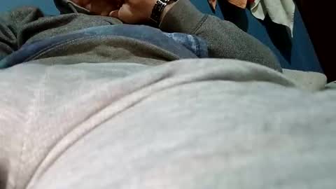 mandrilo7379 online show from February 2, 2:54 am