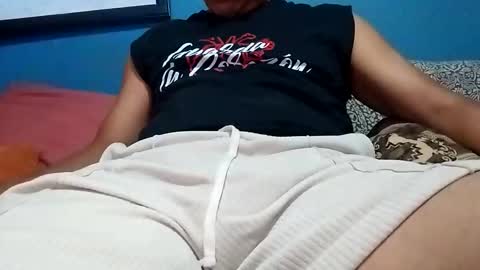 Snapshot of mandrilo7379 chatting on May 26, 6:31 am mandrilo7379 online show from May 26, 6:31 am
