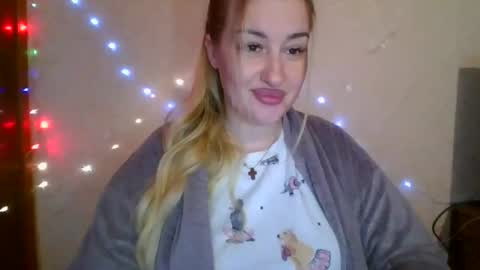 Snapshot of mandy_belcher chatting on October 13, 1:11 pm Mandy online show from October 13, 1:11 pm