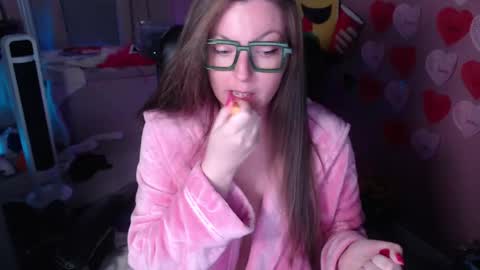 Snapshot of mandybabyxxx chatting on March 9, 2:39 am MandyBabyXXX online show from March 9, 2:39 am