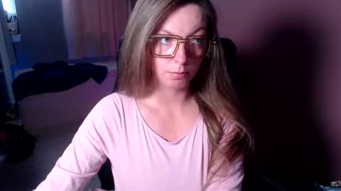 Snapshot of mandybabyxxx chatting on December 20, 8:27 pm MandyBabyXXX online show from December 20, 8:27 pm