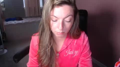 MandyBabyXXX online show from February 13, 6:59 pm