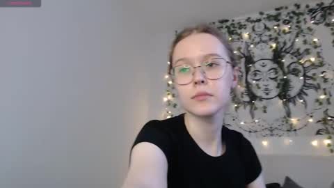 Mandy online show from September 26, 3:05 pm